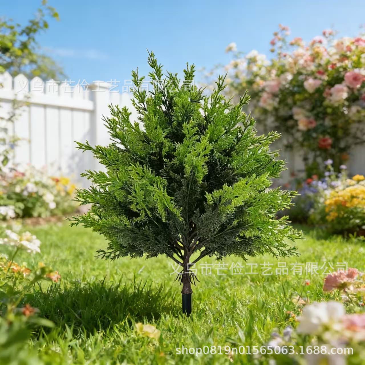 Amazon's hot model simulated green planting Christmas small cypress tree simulated cypress bonsai fake tree landscaping garden ornaments