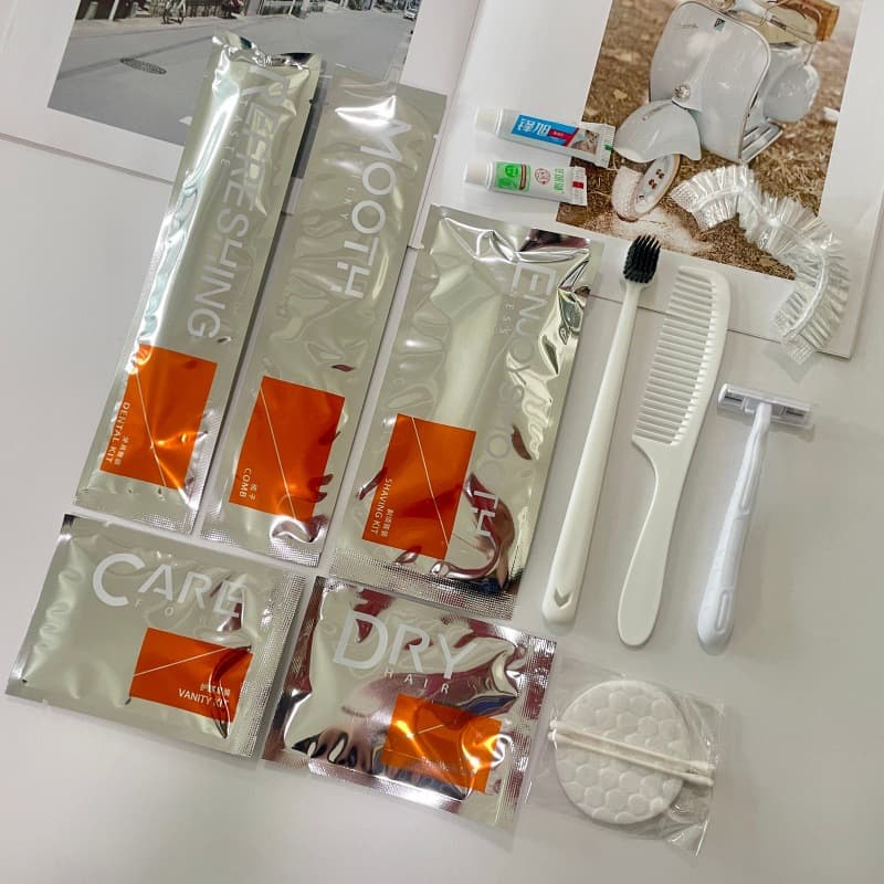 Hotel Disposable Silver-Orange Metallized Bag Toiletry Set, White Dental Kits for Guest Rooms and B&Bs