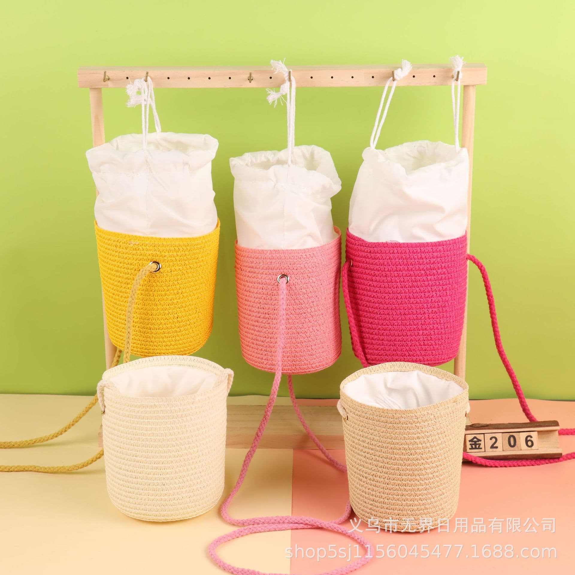 Summer beach bucket bag little girl crossbody bag children's bag scenic area cute straw bag travel wholesale straw bag