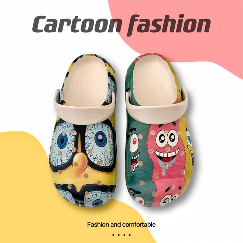 Women's Summer Outdoor Home Thick Bottom Anti-Slip Slip-On Shoes Hole Hole Beach Sandals Creative Trend PVC Youth Footwear