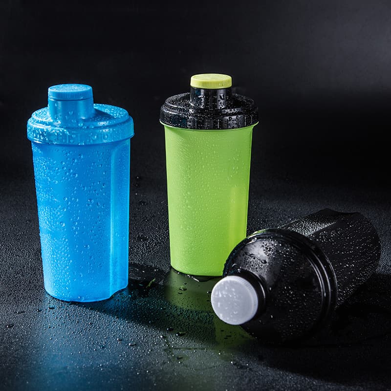 Shaker Cup Gym Cup with Printed Logo Graduated Shaker Bottle Protein Powder Milkshake Cup Sports Water Bottle Shaker