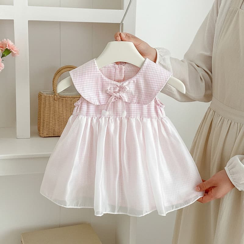 Sweet and fresh style sub-dress for summer new style baby doll collar skirt girls mesh princess skirt