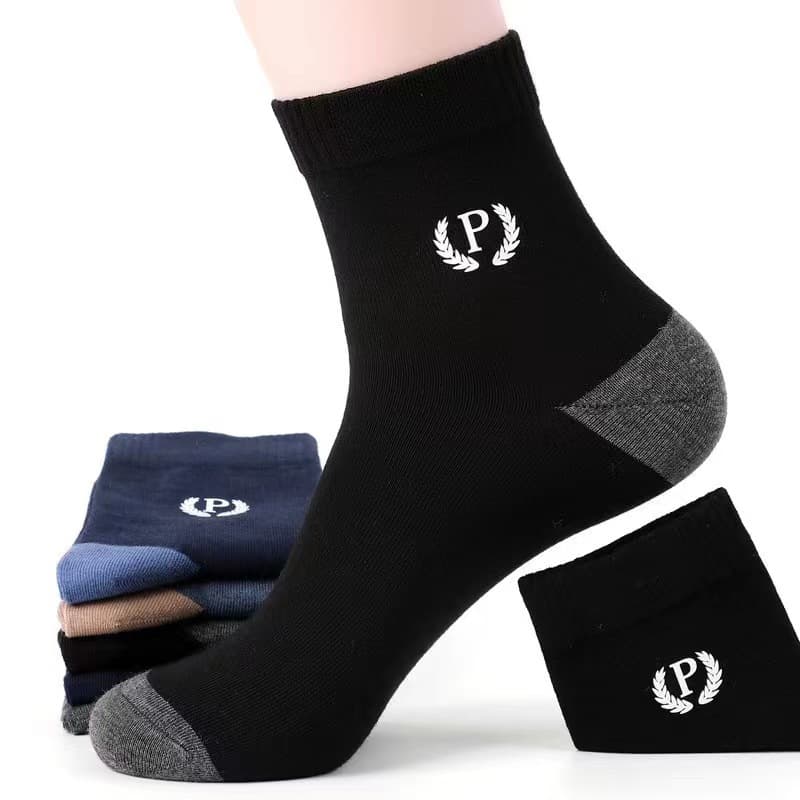 Autumn/Winter Men's Socks Antibacterial Deodorant Moisture-Wicking Sports Mid-Calf Socks Wholesale Breathable Men's Socks Casual Socks