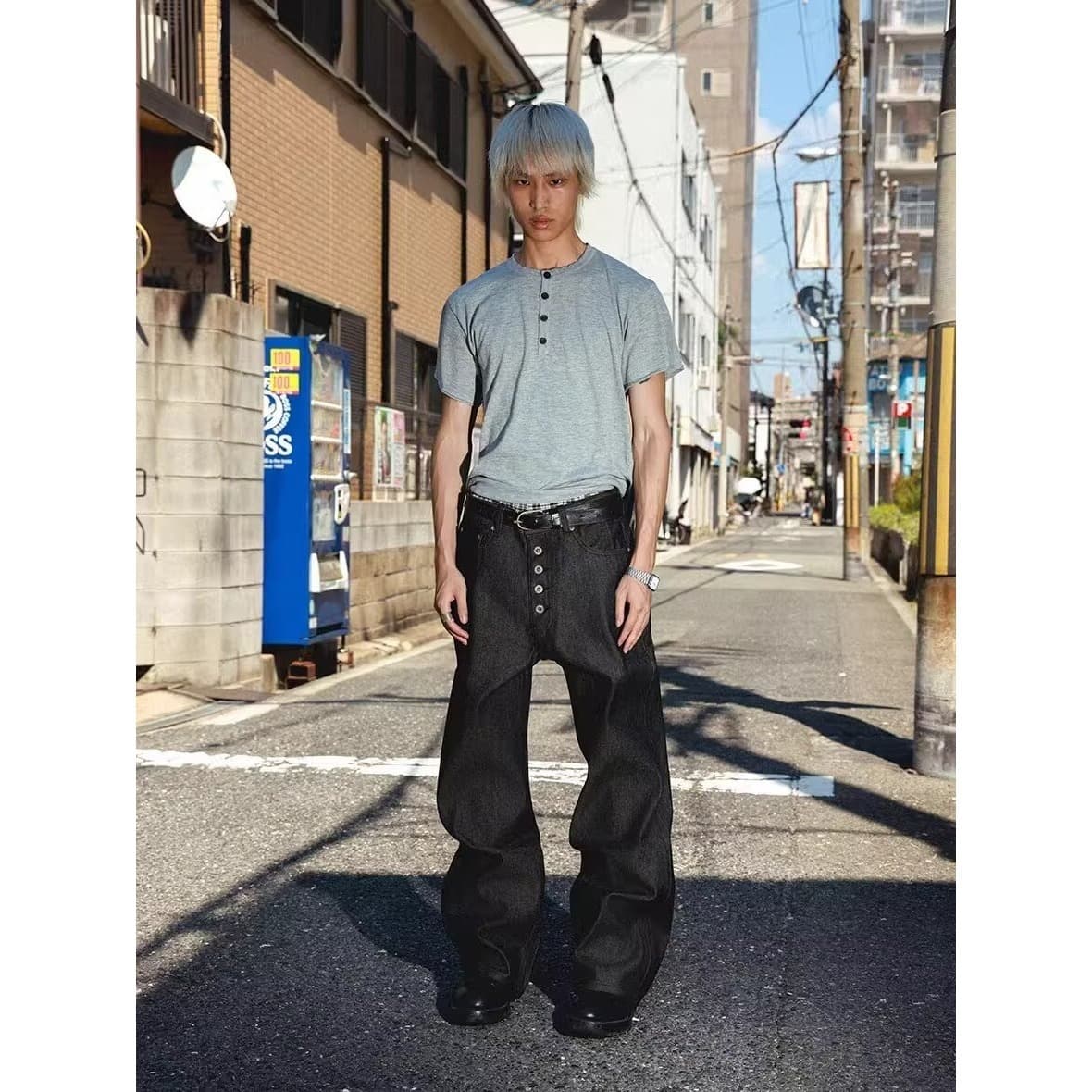 Button-breasted banana jeans, American retro scimitar silhouette, niche design for men and women, floor-length slimming wide-leg pants