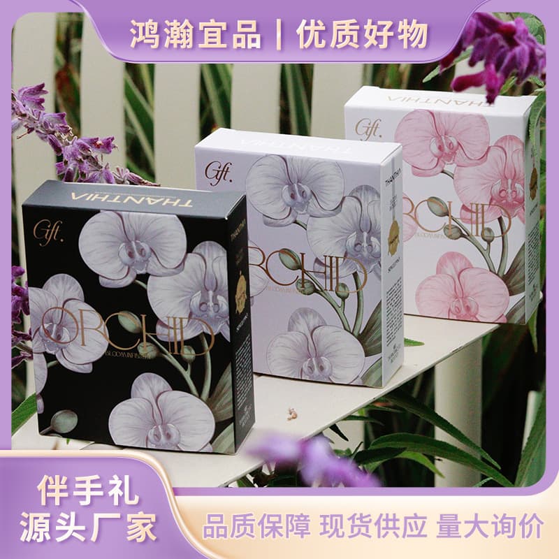 Tikotai Plaster Fragrance Hangers, Unique and Upscale Gifts for Bridesmaids and Groomsmen Returns