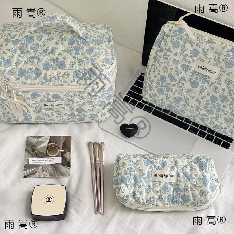 Fresh Floral Cosmetic Bag Large Capacity Makeup Organizer Portable Handheld Toiletry Bag for Women