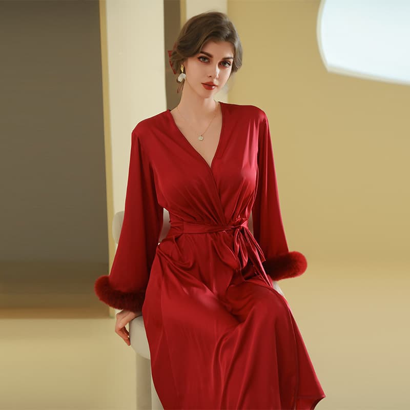 Bride Bridesmaid Morning Robe Women's Feather Robe Wedding Makeup Bridesmaid Group French Satin Long Bathrobe