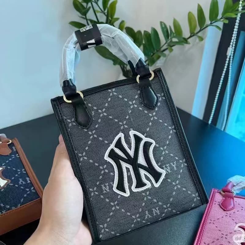 Korean MLB Kids Music Sheet Bag Small Tote Yankees Diamond Monogram Handbag Retro Shoulder Crossbody Bag
