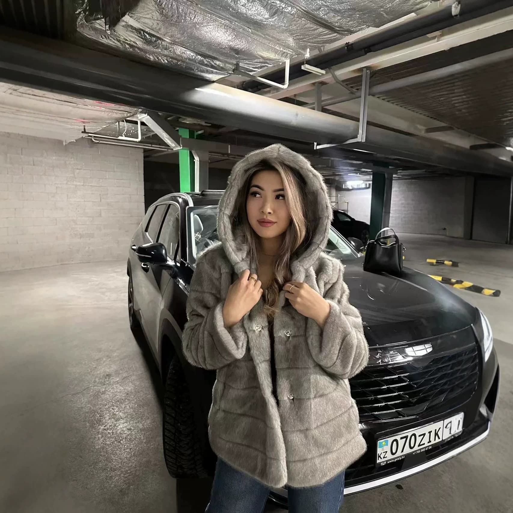Amazon AliExpress Cross-Border Autumn/Winter Faux Fur Jacket Mid-Long Elegant Women's Hooded Coat C0023