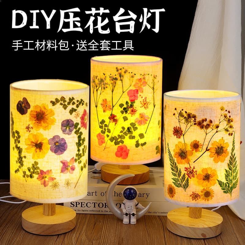 Wholesale Handmade Pressed Flower Lamp DIY Dried Flower Material Kit Creative Plant Floral Ambient Light for Festivals and Gifts