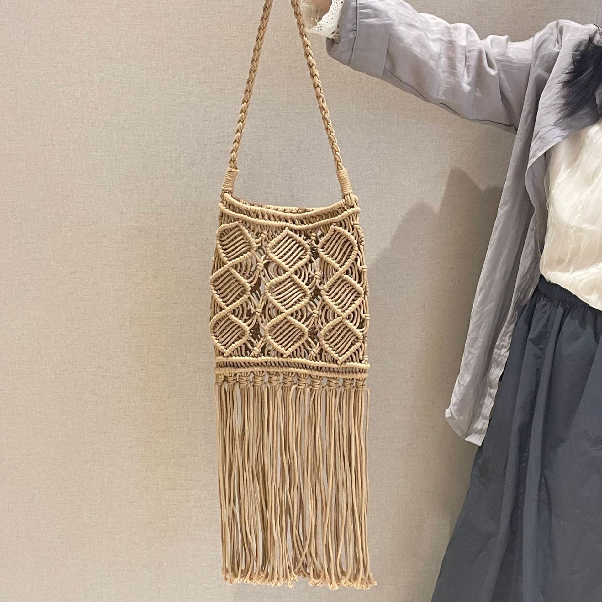 Summer New Bohemian Hollow-Out Tassel Crossbody Bag Handwoven Vintage Chic Hot Girl Style Shoulder Bag