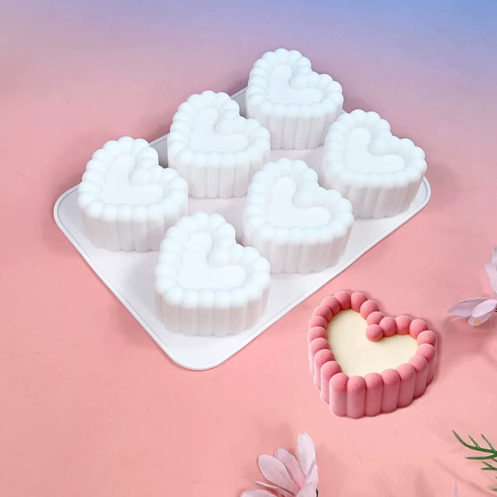 Valentine's Day 6-Cavity Scalloped Heart Recessed Mousse Cake Mold French Dessert Baking Silicone Mold Scented Candle Mold