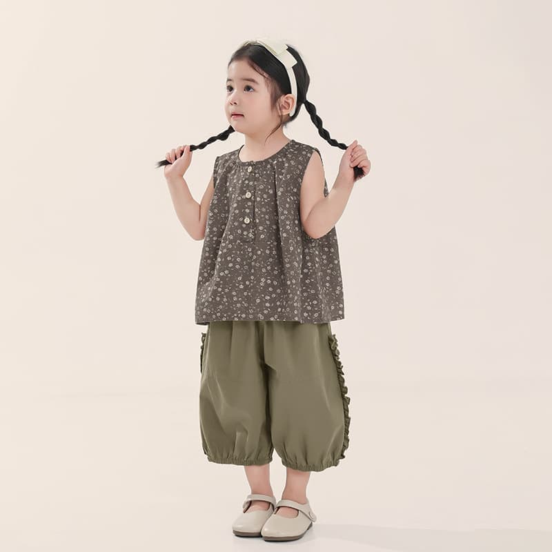 Changguo Clothing Girls Top Children's Summer New Bud Vest Middle and Small Child Retro Floral Sleeveless Shirt