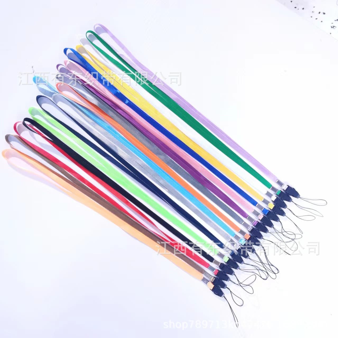 In-stock wholesale 7MM airplane buckle solid color phone lanyard for vaporizers, e-cigarettes, children's cameras, small fans.