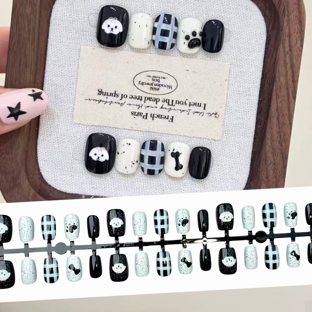 Black and White Plaid Cute Kids' Plaid Wearable Nails Ins Style Korean Puppy Girl Nail Stickers Autumn Winter Hot Style
