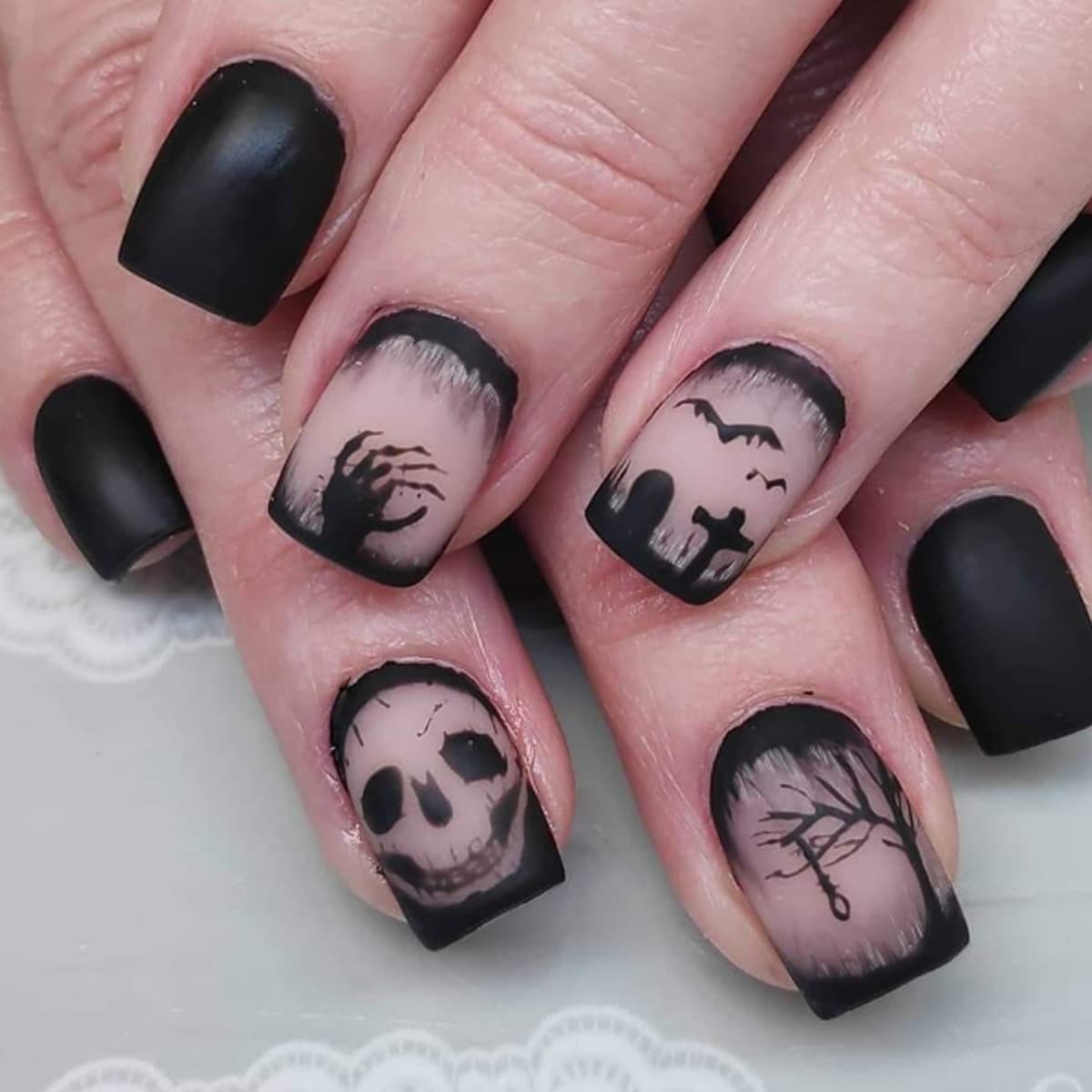 Cross-Border Dark Halloween Press-On Nails, Pure Handmade Horror Skull Short Square Nails, Portable Removable False Nails