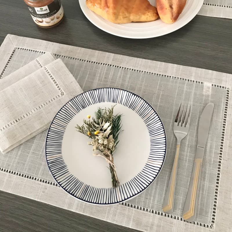 Modern simple Western restaurant rectangular placemat home fabric silk hollow insulated coaster cafe party decoration