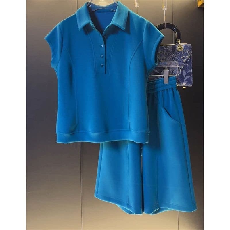 2026 lapel short-sleeved sports complete set of T-shirt two-piece set of straight shorts for small women new summer