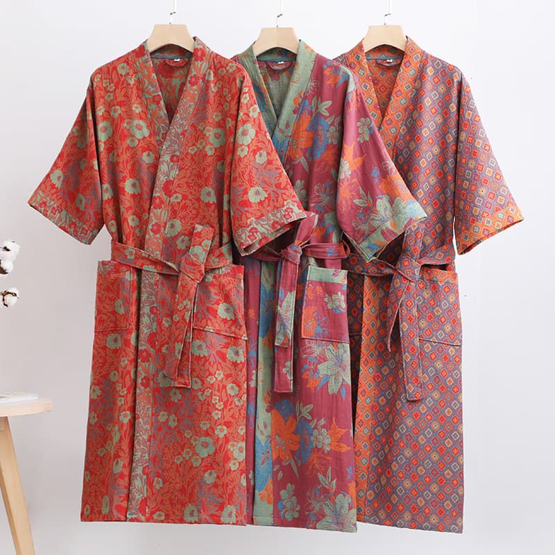 Pure Cotton Double Gauze Bathrobe, Category A Spring and Summer Thin Pajamas Homewear Sleepwear Couples Absorbent Quick-Dry Bathrobe