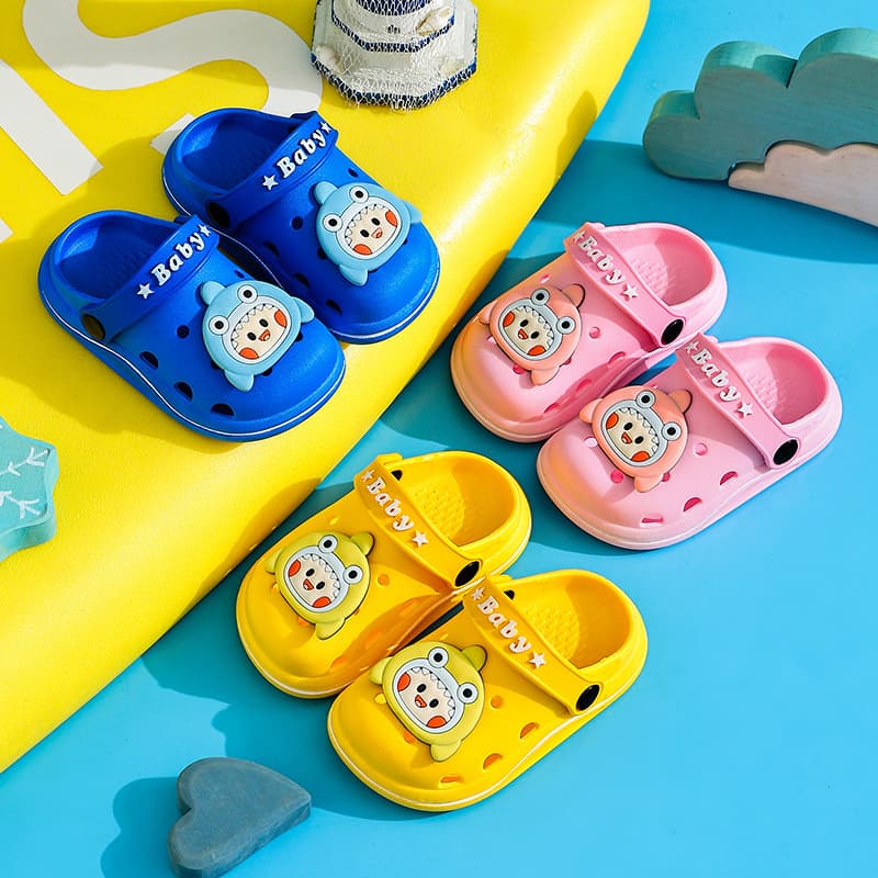 Summer Cartoon Kids Anti-Slip Crocs Wholesale Shark Baby Slippers Baby Girls Summer Casual Sandals Children's Summer Slippers