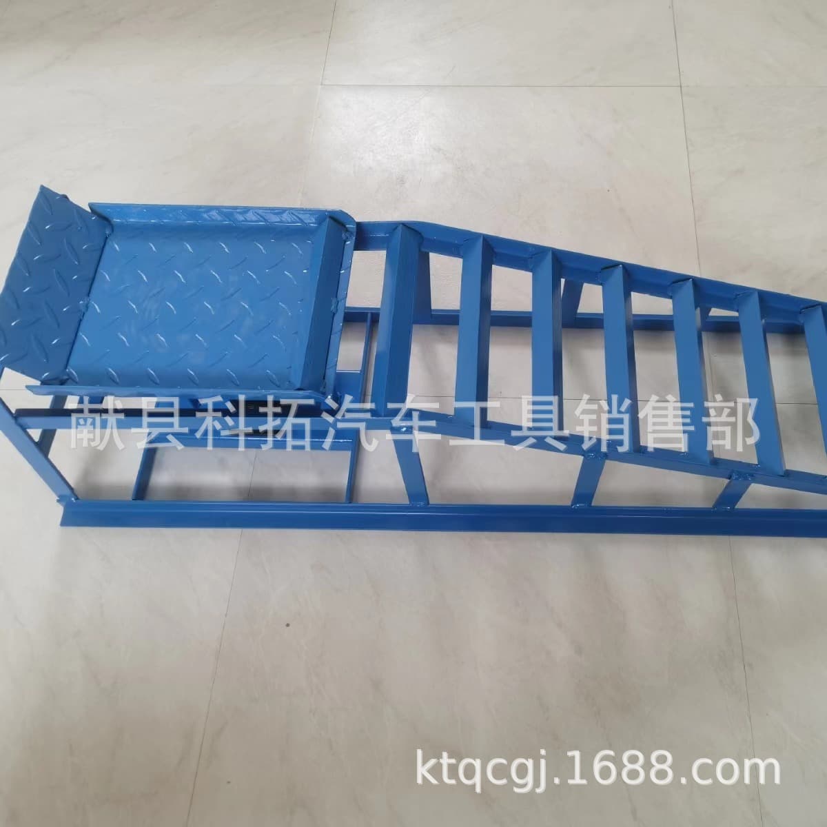 Car Repair Lift Ramp Pad Oil Change Stand Ramp with Hydraulic Lift Iron Repair Stand Facility