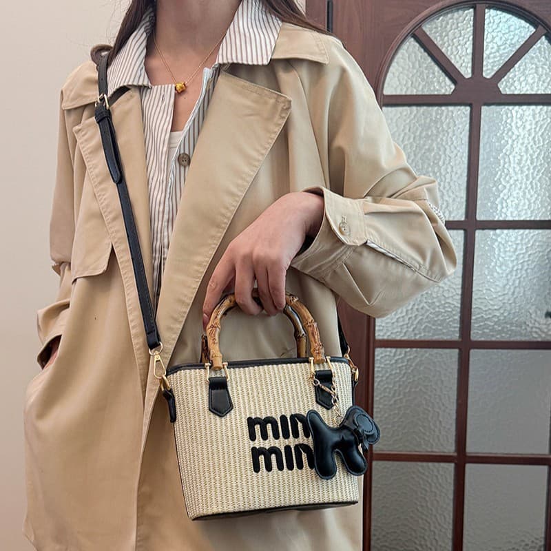 Niche Trendy Color-Blocking Woven Straw Bag for Women 2026 Spring New Arrival Simple Casual Shoulder Bag Crossbody Fashion Bag