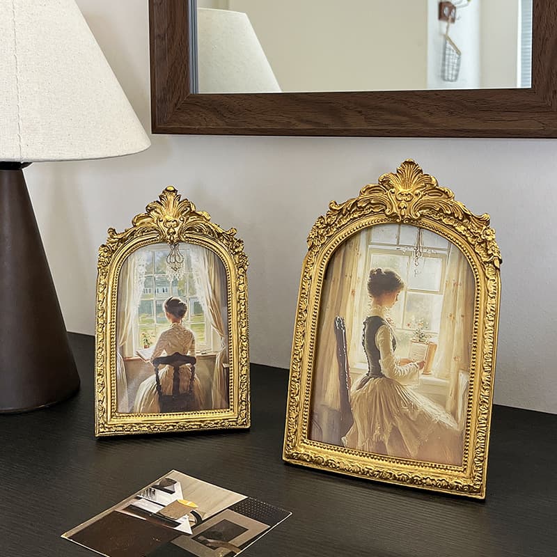 French Vintage Resin Picture Frame Home Soft Decoration Hanging Sculpture Artistic Lightweight Elegance Living Room Decor