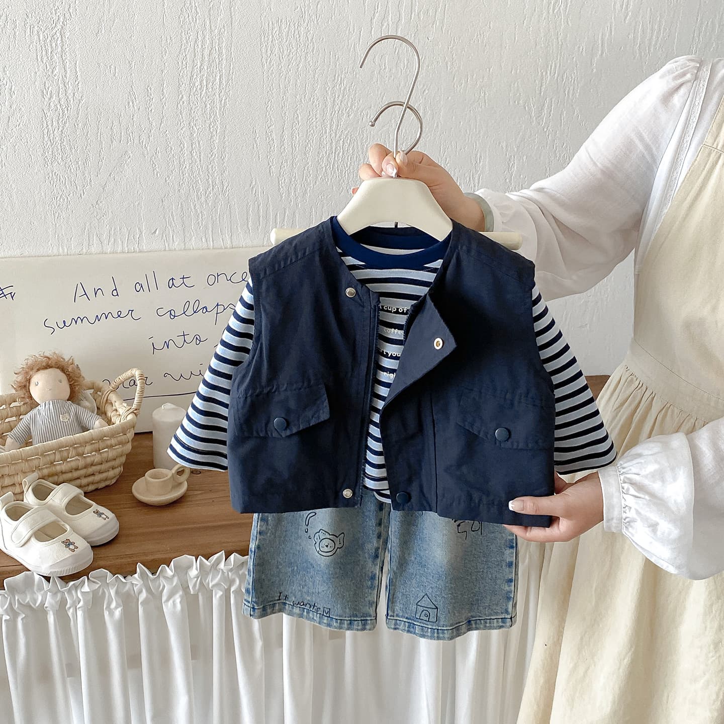 Dianxi Fall New Arrival Infant and Toddler Casual Striped Base Layer Top Boys Korean Style Minimalist Vest Jeans 3-Piece Set