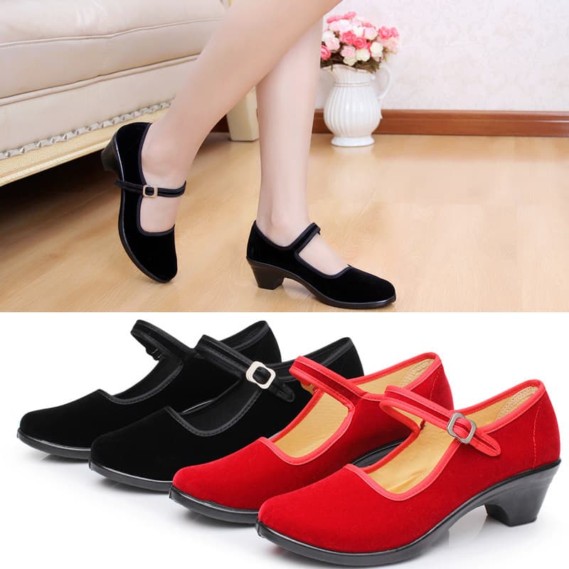 Dance Shoes Soft Sole Ballet Shoes Old Beijing Black Cloth Heels Ethnic Yangge Dance Cat Paw Shoes for Girls