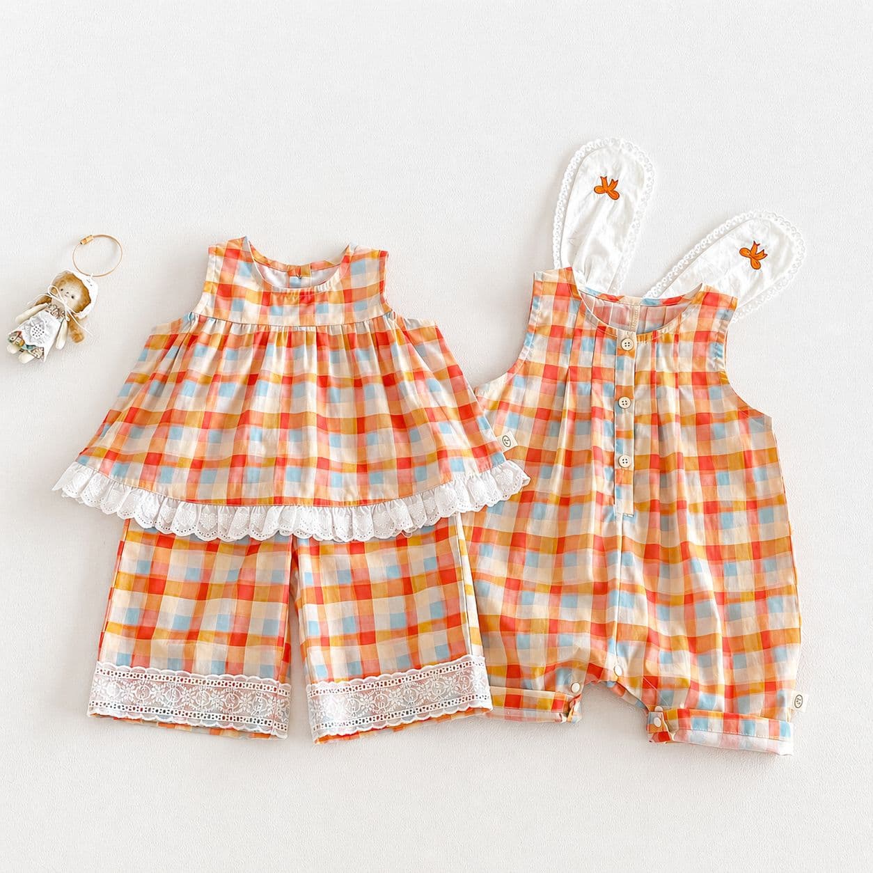 Baby Super Cute Overalls 2026 New Summer Girls Fashion Big Ear Romper Children's Plaid Casual Pants