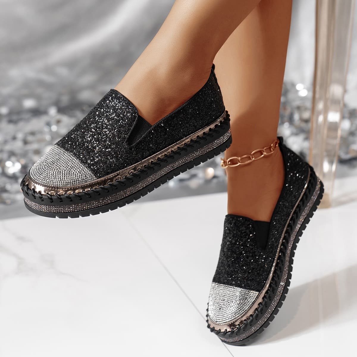 Spring New Korean Round Toe Shallow Flat Casual Shoes with Rhinestone Sequins Thick Sole Loafers for Women