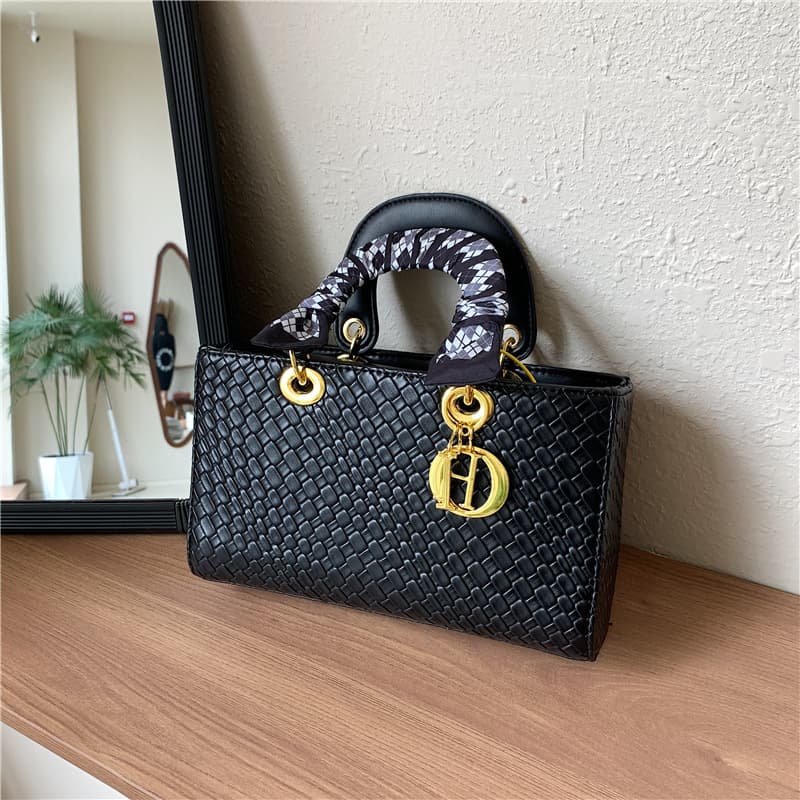 Trendy Small Bags for Women 2026 New Silk Scarf Lady Handheld Diana Bag Versatile Shoulder Crossbody Bag