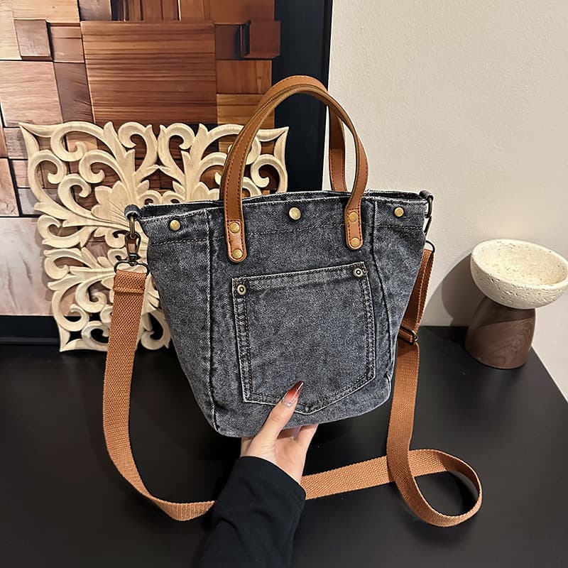 Denim bag for women 2026 new fashion retro high-looking single shoulder crossbody bag large capacity commuter tote bag
