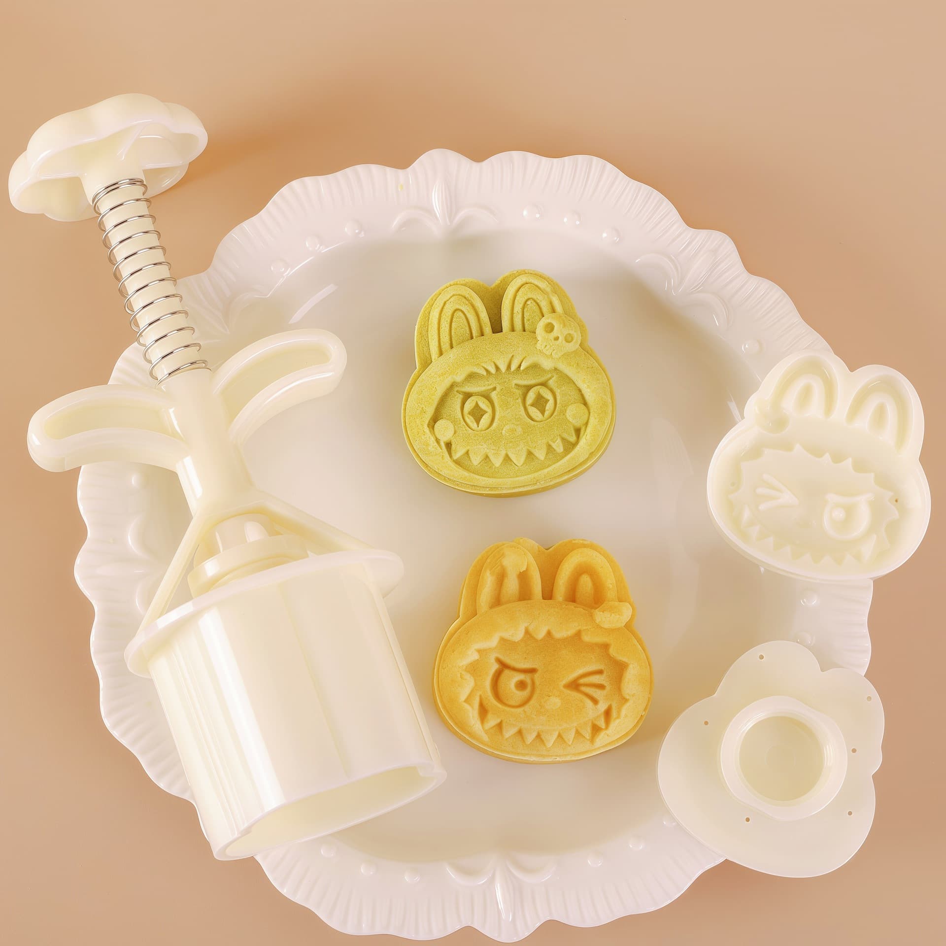 DIY Parent-Child 50g Cartoon Ugly Cute Labubu Hand-Press Pastry Mold Labubu Mung Bean Cake Mooncake Pineapple Cake Mold