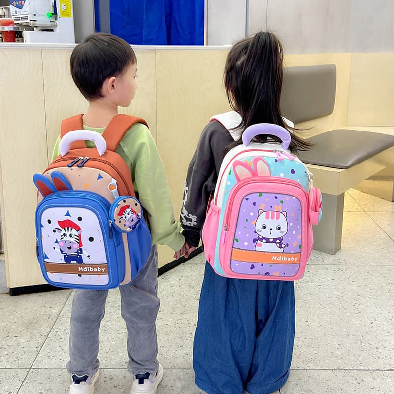 Kindergarten school bag boys 2026 new cute girls large, medium and small classes 3-6 years old fashion cartoon backpack