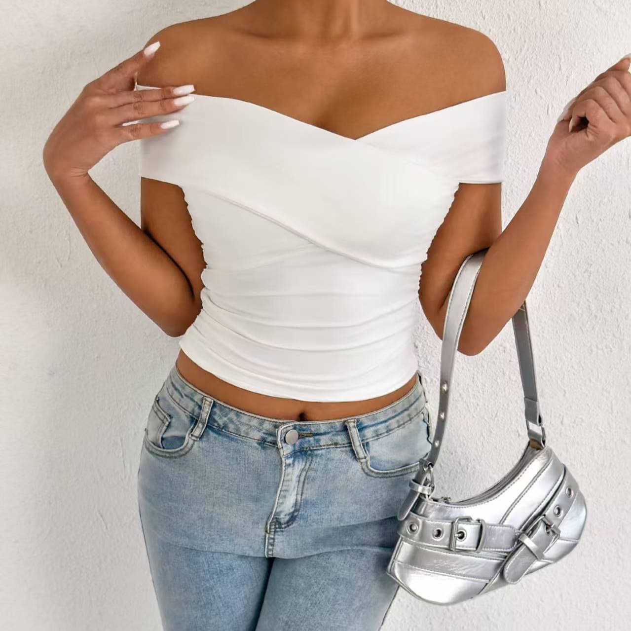 European and American Spring/Summer New Arrival Hot Selling Women's Top Sexy Fashion Cross Style Off-Shoulder Strapless Fitted Top