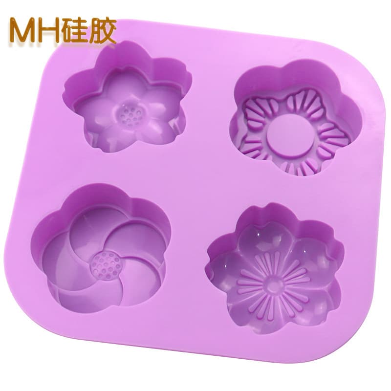 Minghao 4-Piece Different Flowers Handmade Dessert Mold DIY Chocolate Cake Mold Essential Oil Handmade Soap Mold