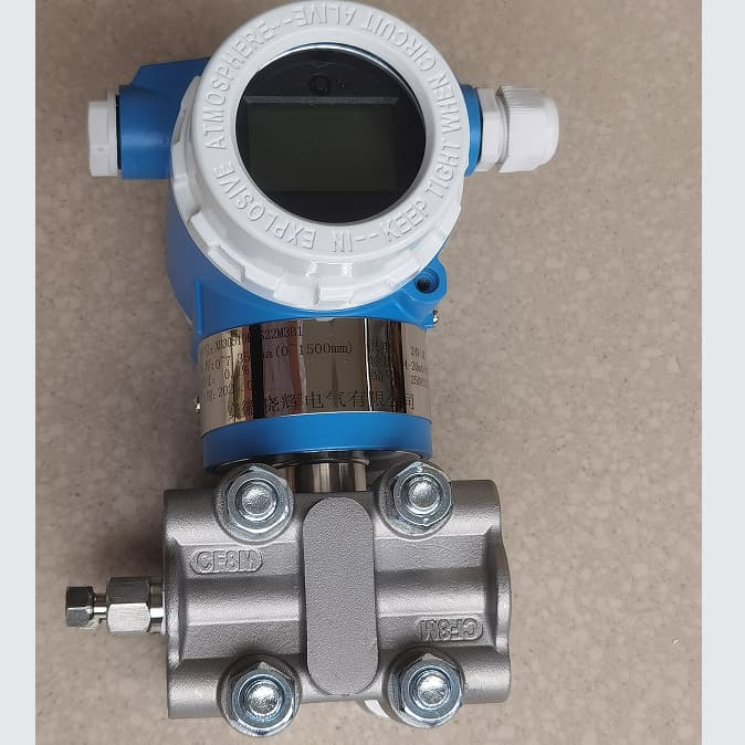 XH3051DP4S22M3B1 with Side-mounted Level Gauge Pressure Transmitter Range Display Level 1.5mm