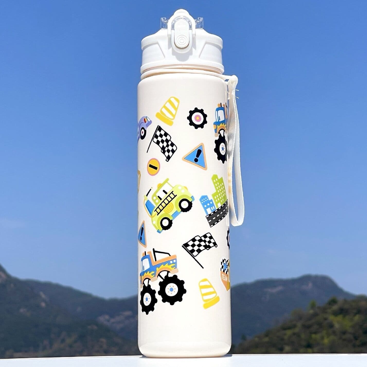 2025 New Cross-Border Large Capacity Plastic Cup Cute Cartoon Pattern Water Bottle Portable with Rope Straw Space Cup