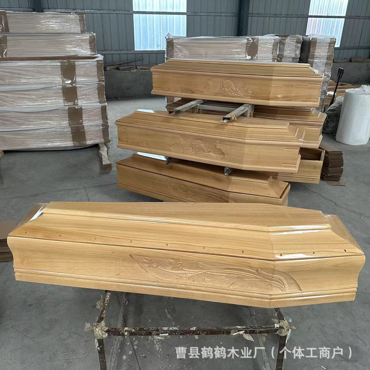 Wholesale paulownia wood funeral supplies, coffins, urns, European-style coffins, coffins, and funeral supplies.