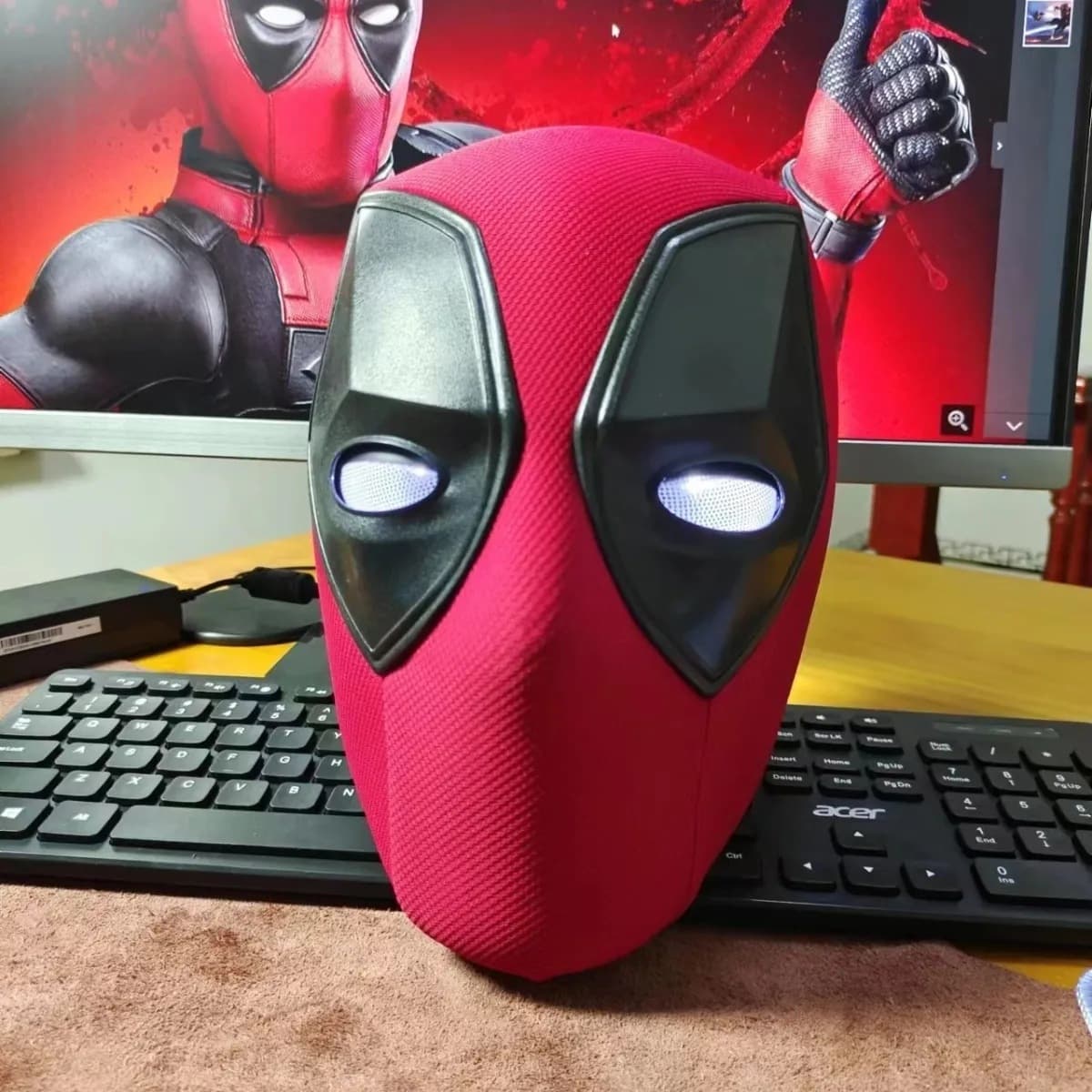 Cross-border exclusive for Deadpool 3 Little Bitch Headgear Electric Ring Remote Control Blinking Touch Luminous Spider-Man Cos Mask