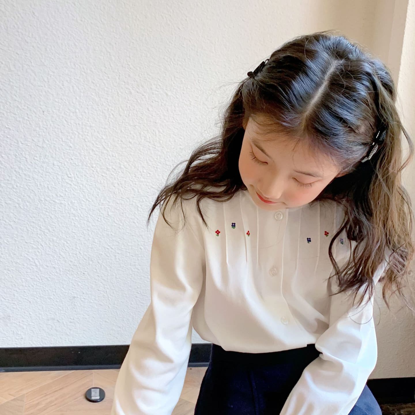 In stock! Little Flower Shop 2025 Autumn/Winter New Arrival Girls' Japanese Style Soft and Cotton Shirt with Embroidered Small Flowers and Vertical Stripes