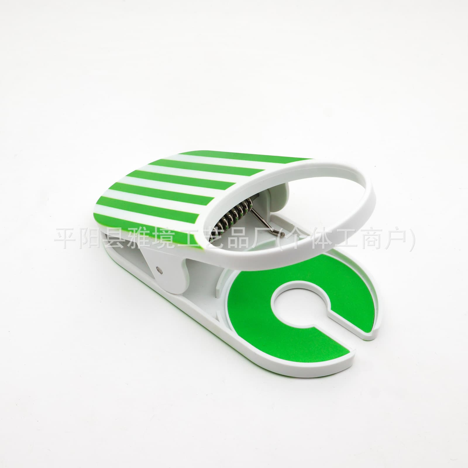 New Cross-Border Product Universal Clip-On Drink Holder Creative Clamp-On Cup Holder