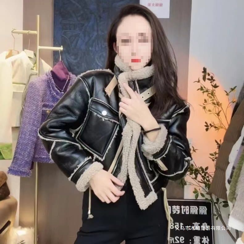 Women's cool motorcycle jacket, short lamb fleece coat, winter thickened fleece jacket, patchwork style.