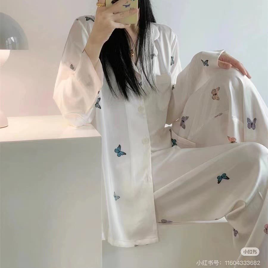 French Sweet Butterfly Print Ice Silk Pajamas for Women Spring/Autumn Long Sleeve Homewear with Premium Look, Suitable for Outdoor Wear