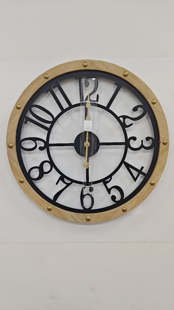 New creative fashion wall clock living room home iron digital clock European style personalized silent decorative wall clock wholesale
