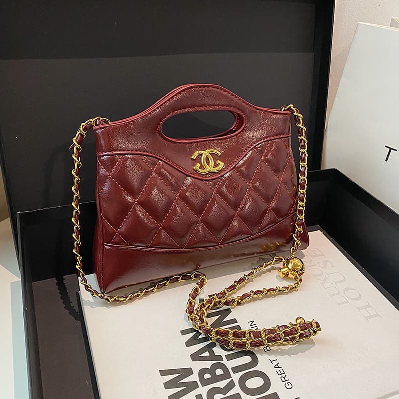 Cross-border Women's Small Fragrance Style Handbag 2026 New Versatile Textured Single Shoulder Envelope Bag Crossbody Diamond Lattice Chain Bag