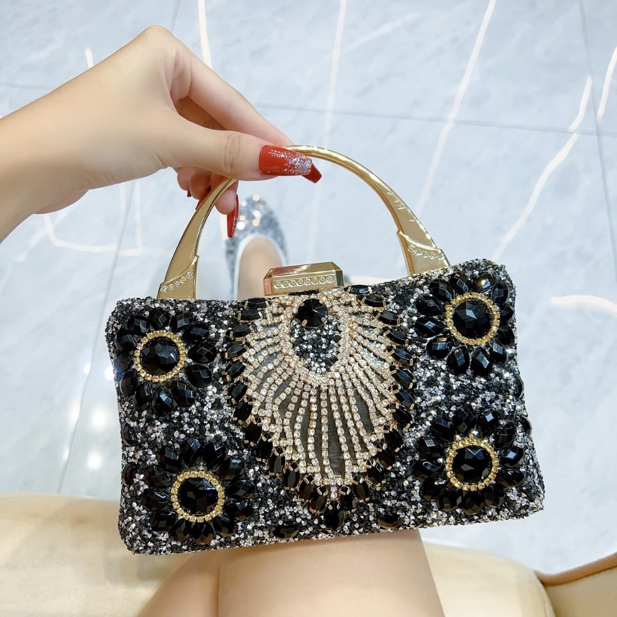 Celebrity heavy industry diamond-encrusted evening bag black gem-encrusted diamond handbag for women pearl rhinestone bag handbag cheongsam for women