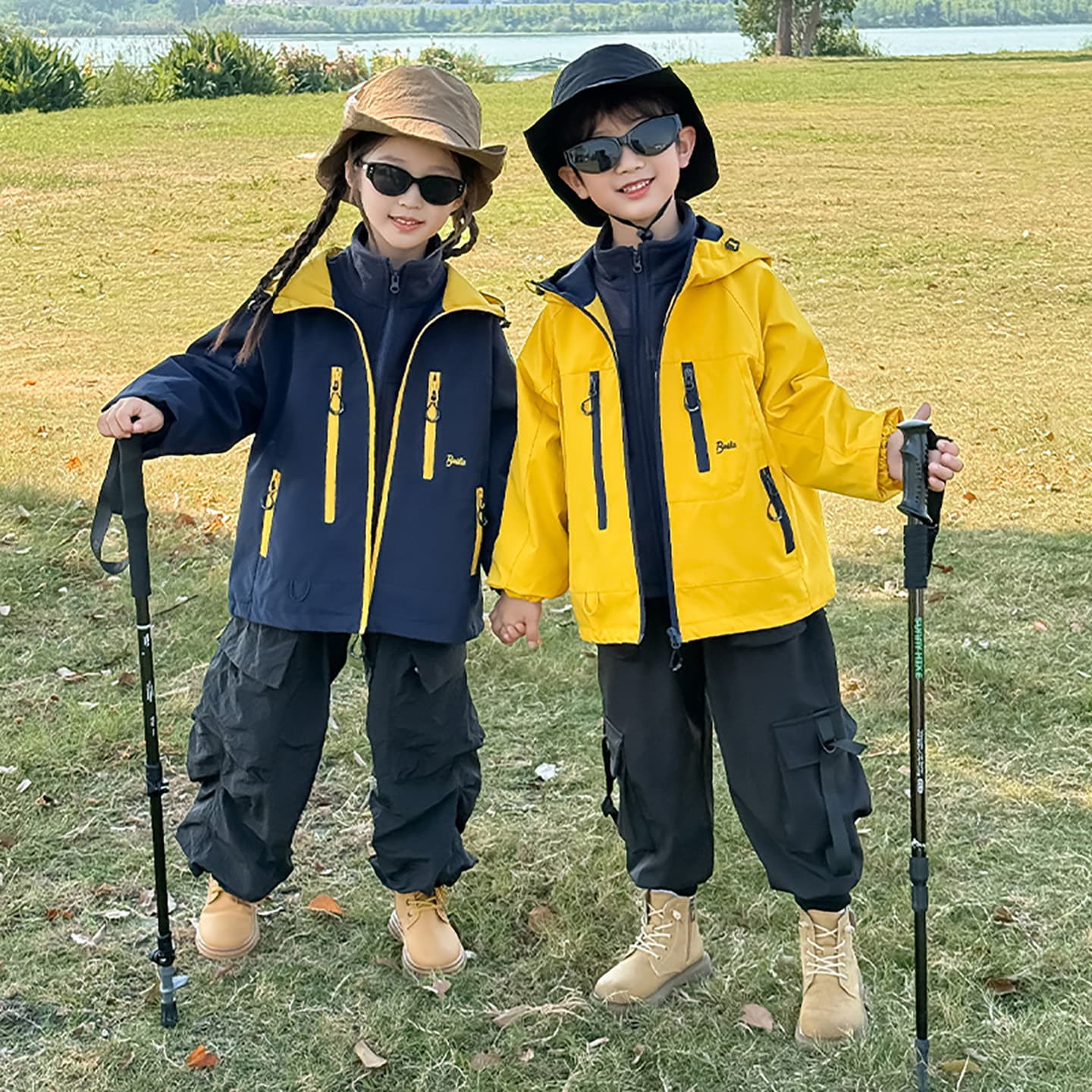 The same spring, autumn and winter three-in-one jacket for boys and girls, warm, windproof, waterproof and breathable two-piece spring children's jacket