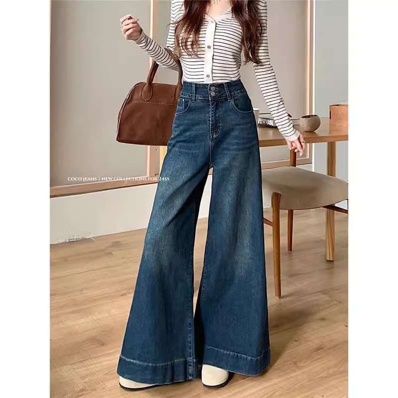 Vintage Blue Wide-Leg Jeans for Women, High-Waisted, Slimming, Floor-Length, Perfect for Petite Figures